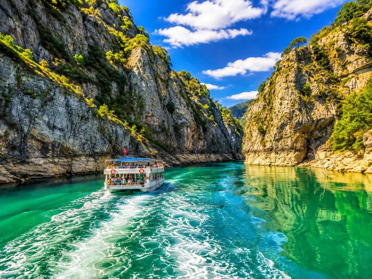 Green Canyon Full-Day Boat Tour – Cruise Through Hidden Paradise thumbnail