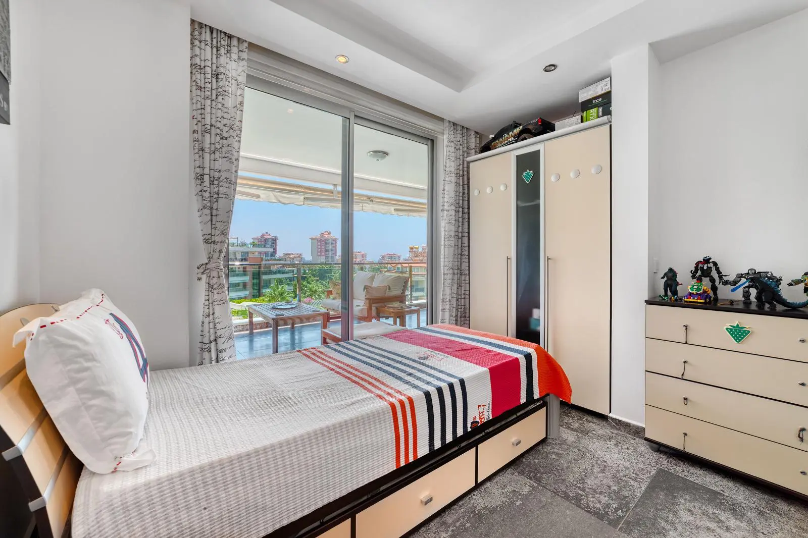 Luxury Furnished 2-Bedroom Apartment for Sale in Cikcilli, Alanya thumbnail